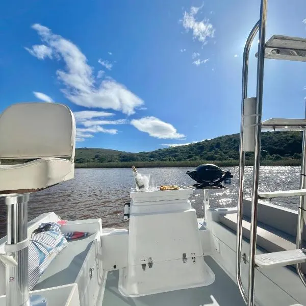 Houseboats - Living The Breede - Valid Skippers License compulsory, hotel em Malgas