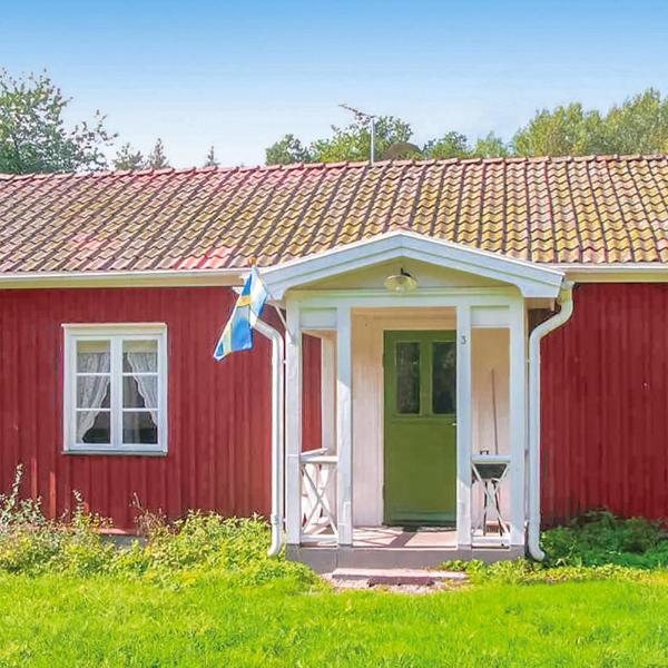 Beautiful Home In Vimmerby With 1 Bedrooms And Wifi