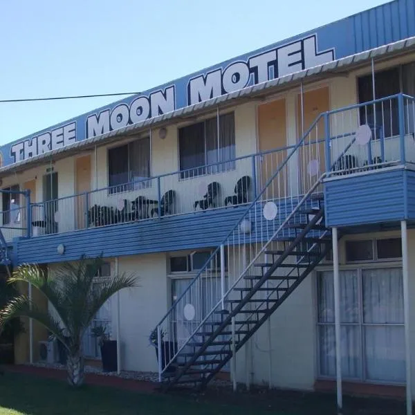 Three Moon Motel, hotel in Monto