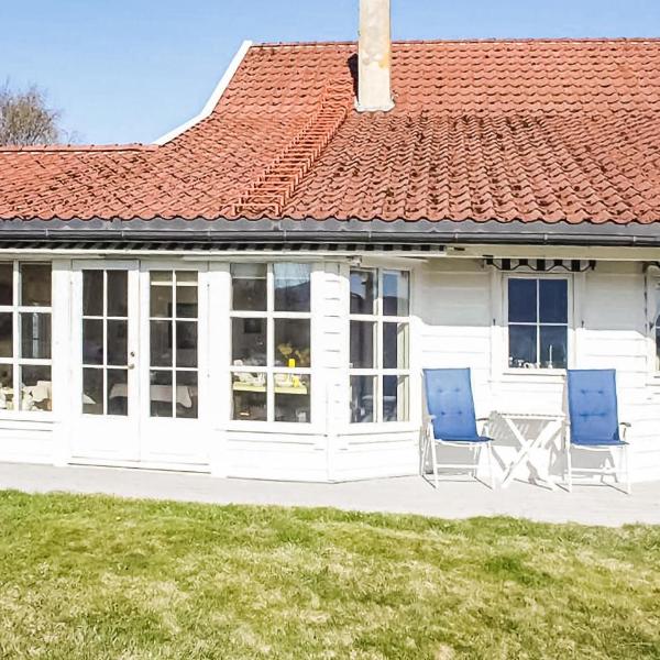 Nice Home In Frde I Hordaland With 2 Bedrooms