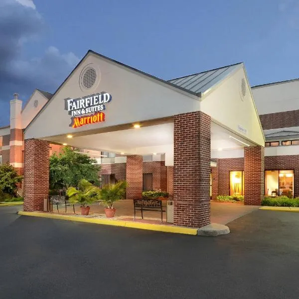 Fairfield Inn & Suites by Marriott Charlottesville North, hotel en Charlottesville