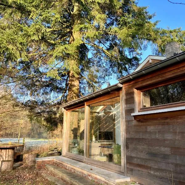 Gîte L'Orée, hotel v destinaci Autreppe