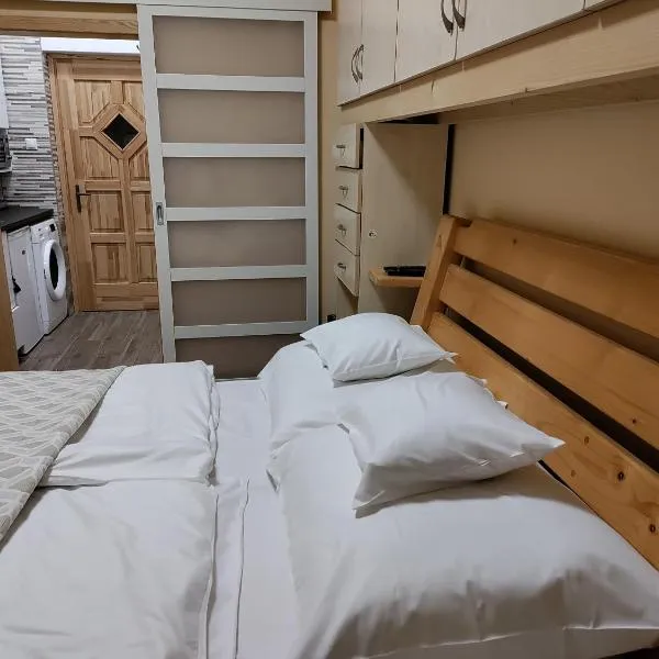 Damjanich apartman、カポシュヴァールのホテル