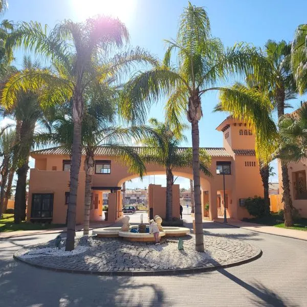 Geweldig Appartement in Los Alcázares direct aan de Boulevard, hotel en Los Alcázares