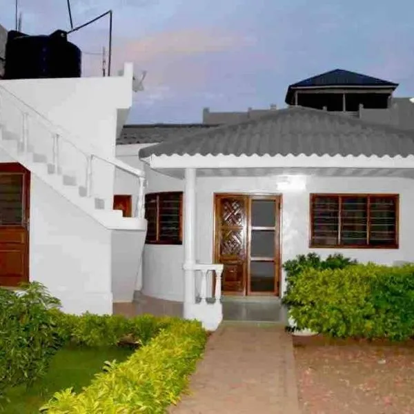 Gloryphil House, hotell sihtkohas Lomé