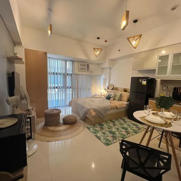 Cozy Studio Viceroy Residences McKinley Hill Bgc, hotel in Manila
