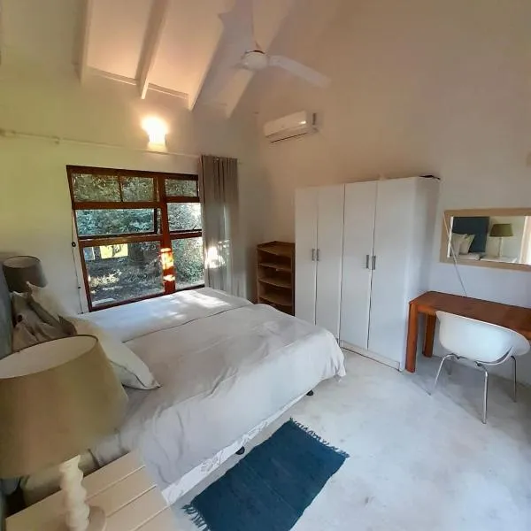 Bush house by the sea, Ponta Malongane, хотел в Ponta Malangane