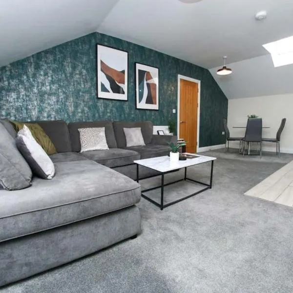 Luxe Living Guest House-Sleeps 6-Private Parking-Free WIFI-Beach-City, hôtel à Swansea