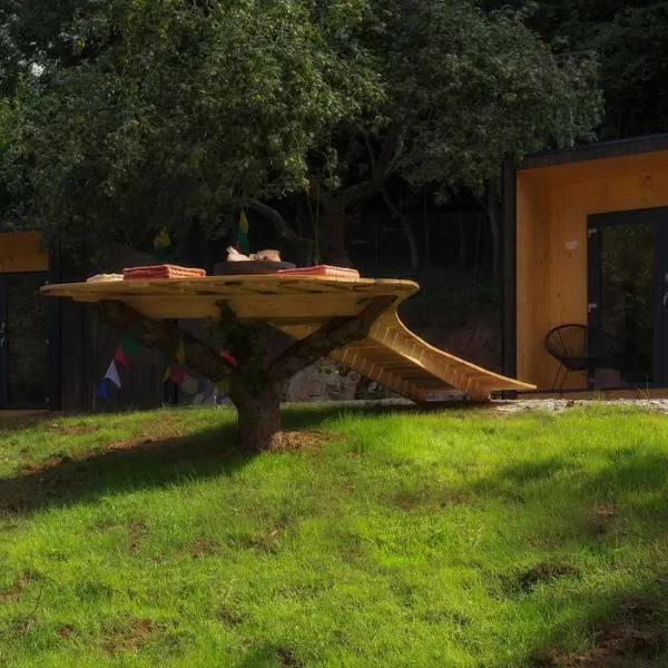 Shambhala centrum, hotel in Lúčka