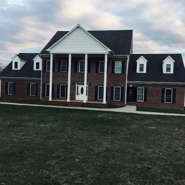 MooreField Suites Greensboro East, ξενοδοχείο σε McLeansville