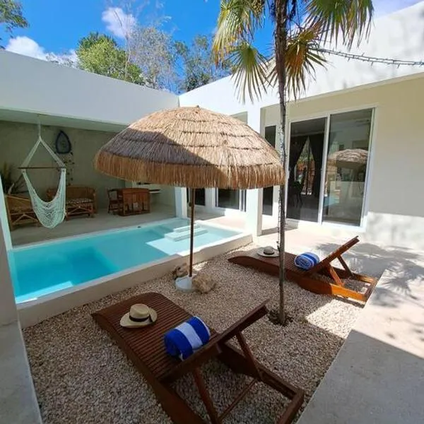 Villa Kuxtah, Beautiful bungalow with Private Pool, hotel v destinaci Tulum