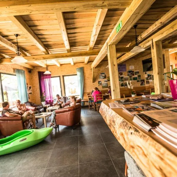 Hostel Soča Rocks, ξενοδοχείο σε Bovec