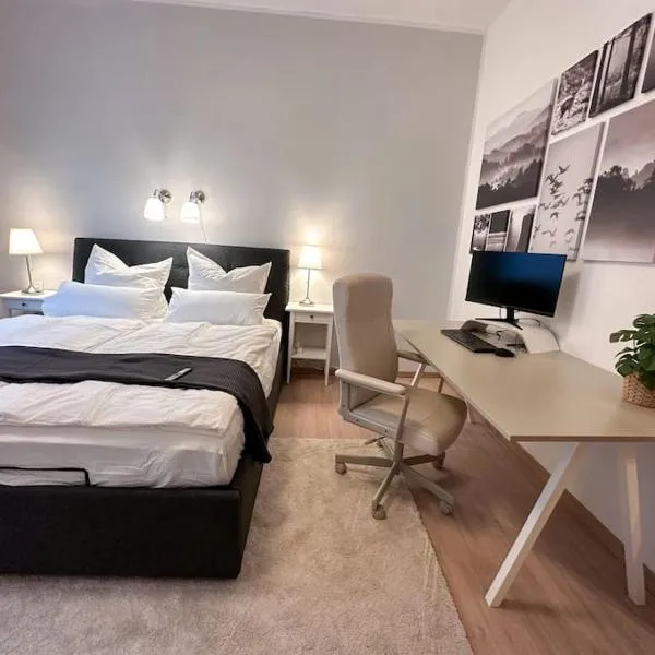 Modern City apt. -with 2 TV, Netflix and work desk, hotel a Essen