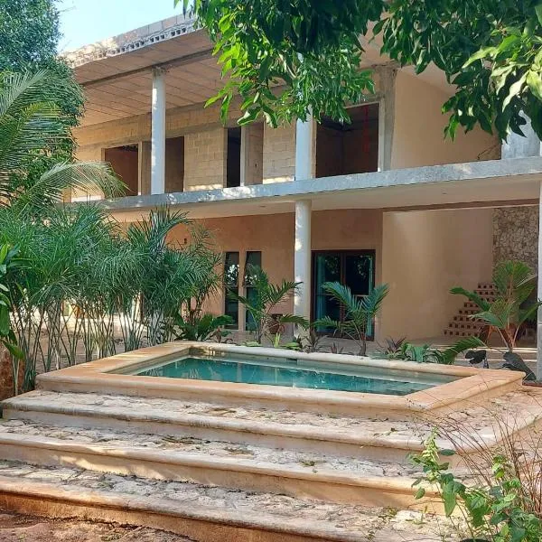 Kuun Beek, hotel y centro holistico, ξενοδοχείο σε Valladolid