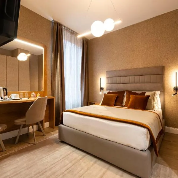 Royal Rooms Corso,位于罗马的酒店