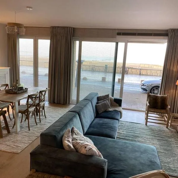 Strandappartement Festival met 2 slpk, hotel v destinaci Knokke