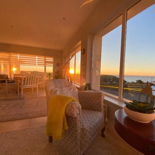 Follies Suites Ballyvoile, hotel in Dungarvan