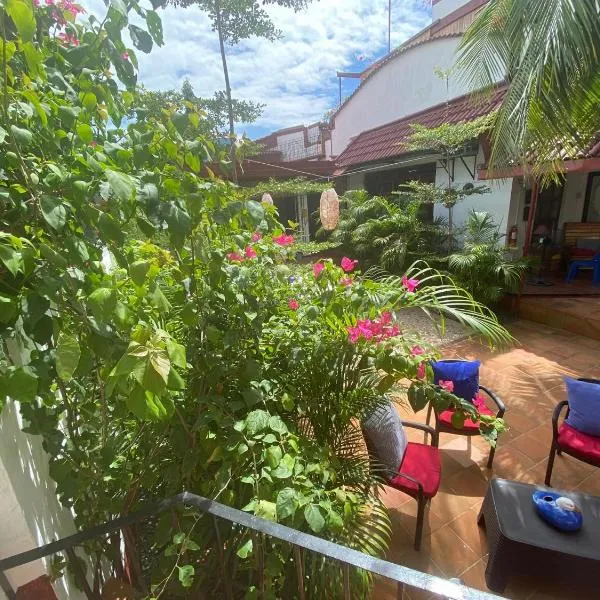 Villa del Mar, hotel in Mactan
