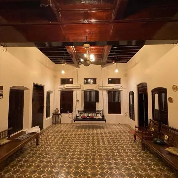 Raasa Veedu、Settūrのホテル