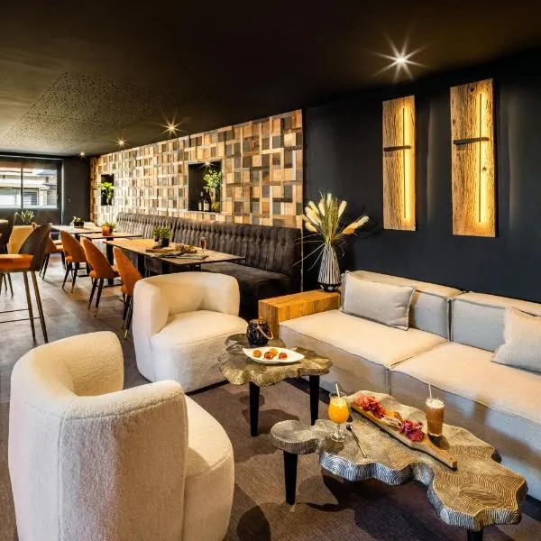 Logis Hôtel LBB - les 2 lacs, hotel v destinaci Clairvaux-les-Lacs