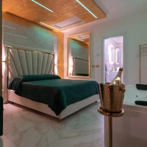 FASHION APARTMENT GOLD Bologna with JACUZZI & CAR GARAGE, hotel in Bologna
