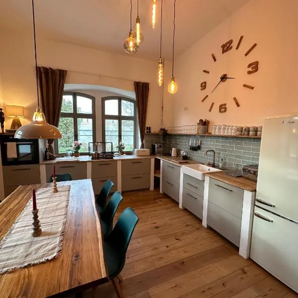 Ferienwohnung Hortensie Rittergut Schloss Zehista Gutshaus, hôtel à Pirna