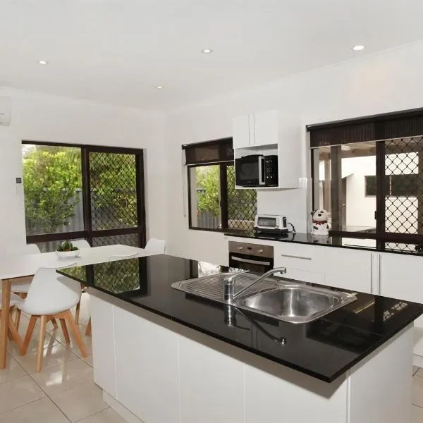 6 Petrie Avenue, отель в городе Маркула