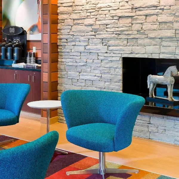 Fairfield Inn & Suites Lexington Keeneland Airport, hotel en Lexington