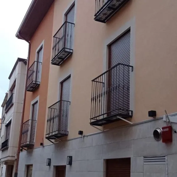 Hotel - Hostel Atuvera, hotel en Santo Domingo de la Calzada