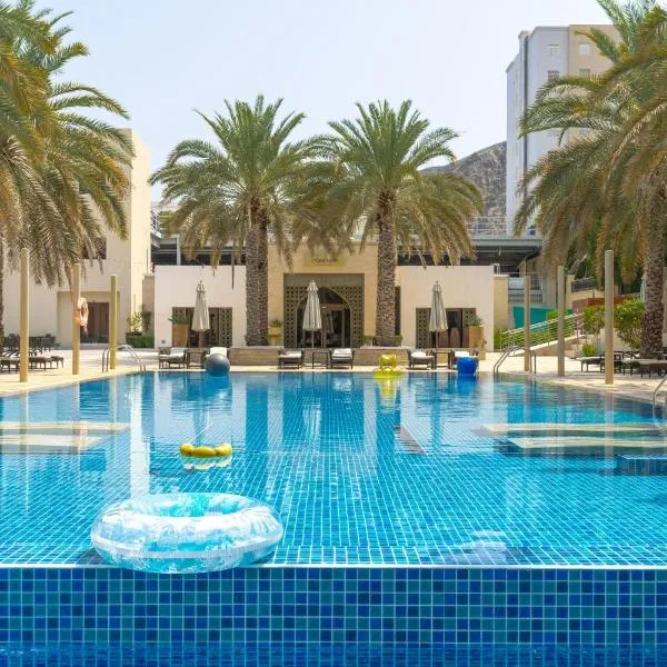 Sheraton Oman Hotel, hotel in Muscat
