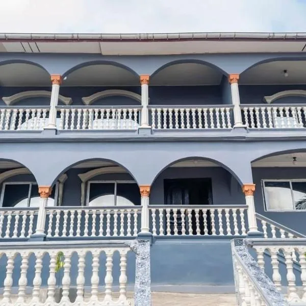 M & B Residence,自由鎮的飯店