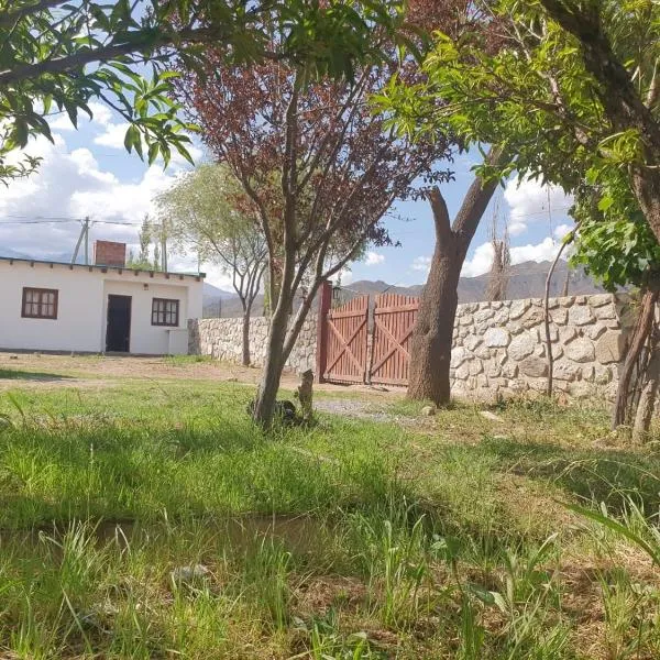 Lo de Valentino Cabañas、カチのホテル