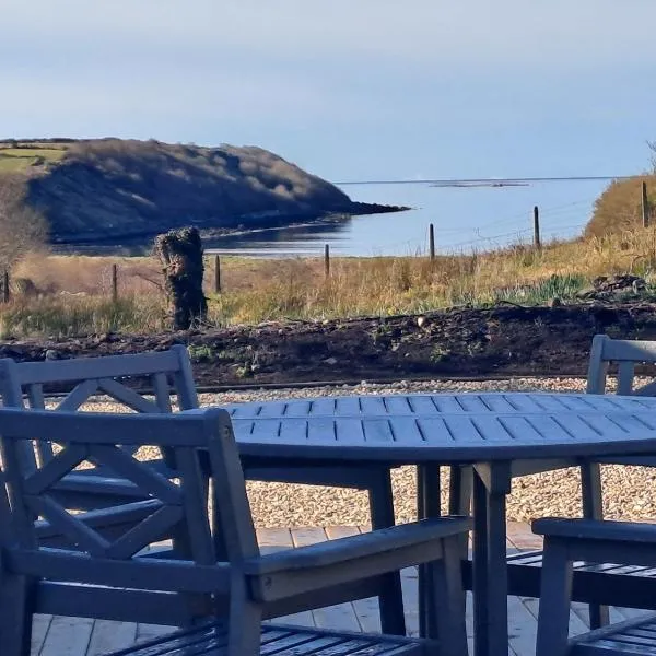 Blaneys Coastal Cottage: Mountcharles şehrinde bir otel