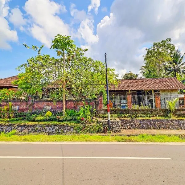 Hotel O Sekar Jagat Near Pantai Baluk Rening, hotel v mestu Negara