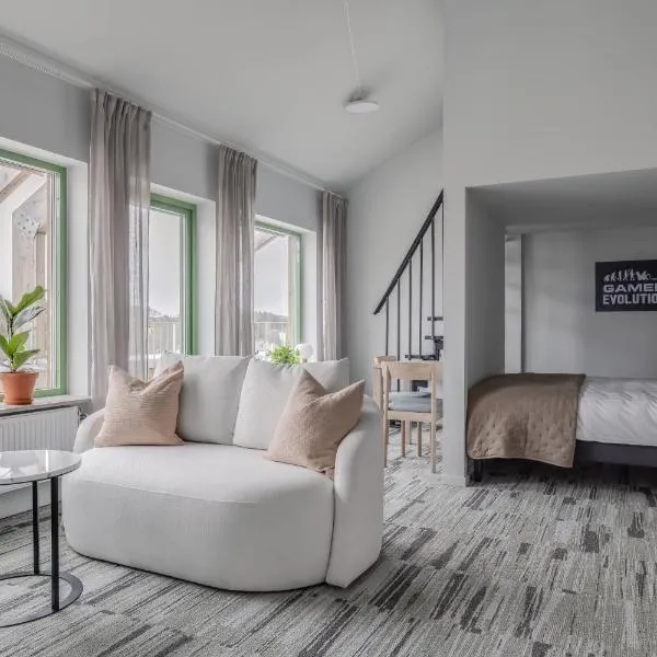 HomeX Hotel for Gamers, отель в городе Тебю