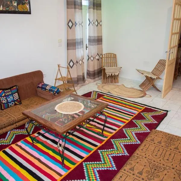 Dar Beya ( APP S+2 ), hôtel à Tozeur
