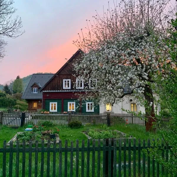 Penzion Na Stodolci, hotel v destinaci Chřibská