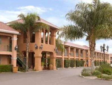 Merced Inn & Suites, hotel v destinaci Merced