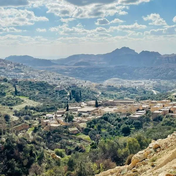 Grandpa House, hotel in Wadi Musa