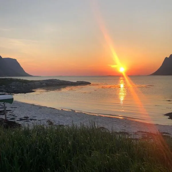 Rystad Lofoten Camping، فندق في Rystad