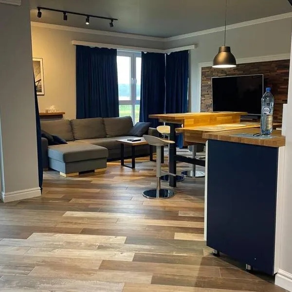 Apartament 23 - komfortowy i przestronny., hotel in Zegrze Południowe