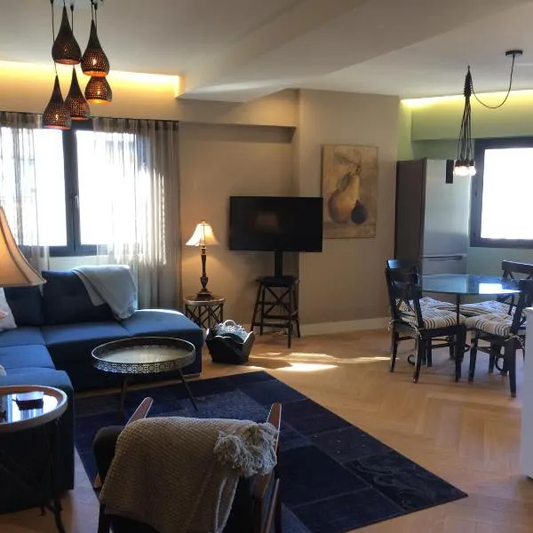 Lovely Refurbished Apartment, hotel in Nice