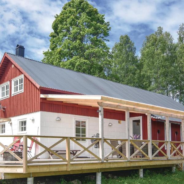 Stunning Home In Lngserud With 3 Bedrooms, Sauna And Wifi