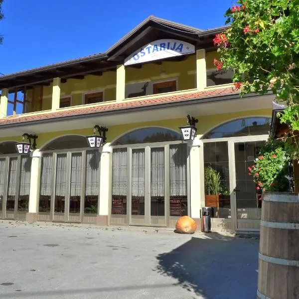 Bed and Breakfast Špelca, hotel v destinaci Pivka