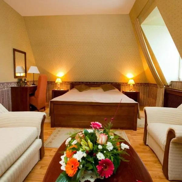 Göcsej Palatinus Étterem és Panzió, hotel in Zalaegerszeg