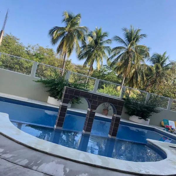 Condominio Alegre Amanecer, hotel in Santa Cruz Huatulco