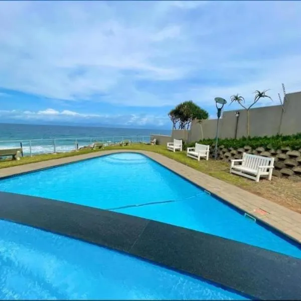 Viesnīca Whale Rock, Modern Beachfront Apartment pilsētā Mārgita