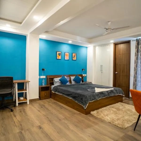 FlxHo Uno - Serviced Apartment & Rooms - Golf Course Road, hotel in Gurgaon