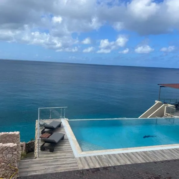 Lagun Sunset Resort All Natural Clothing Optional, ξενοδοχείο σε Lagun