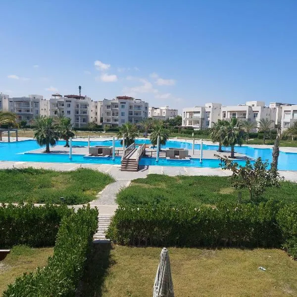Amwaj North coast chalet in 1st floor families only, Hotel in El-Alamein